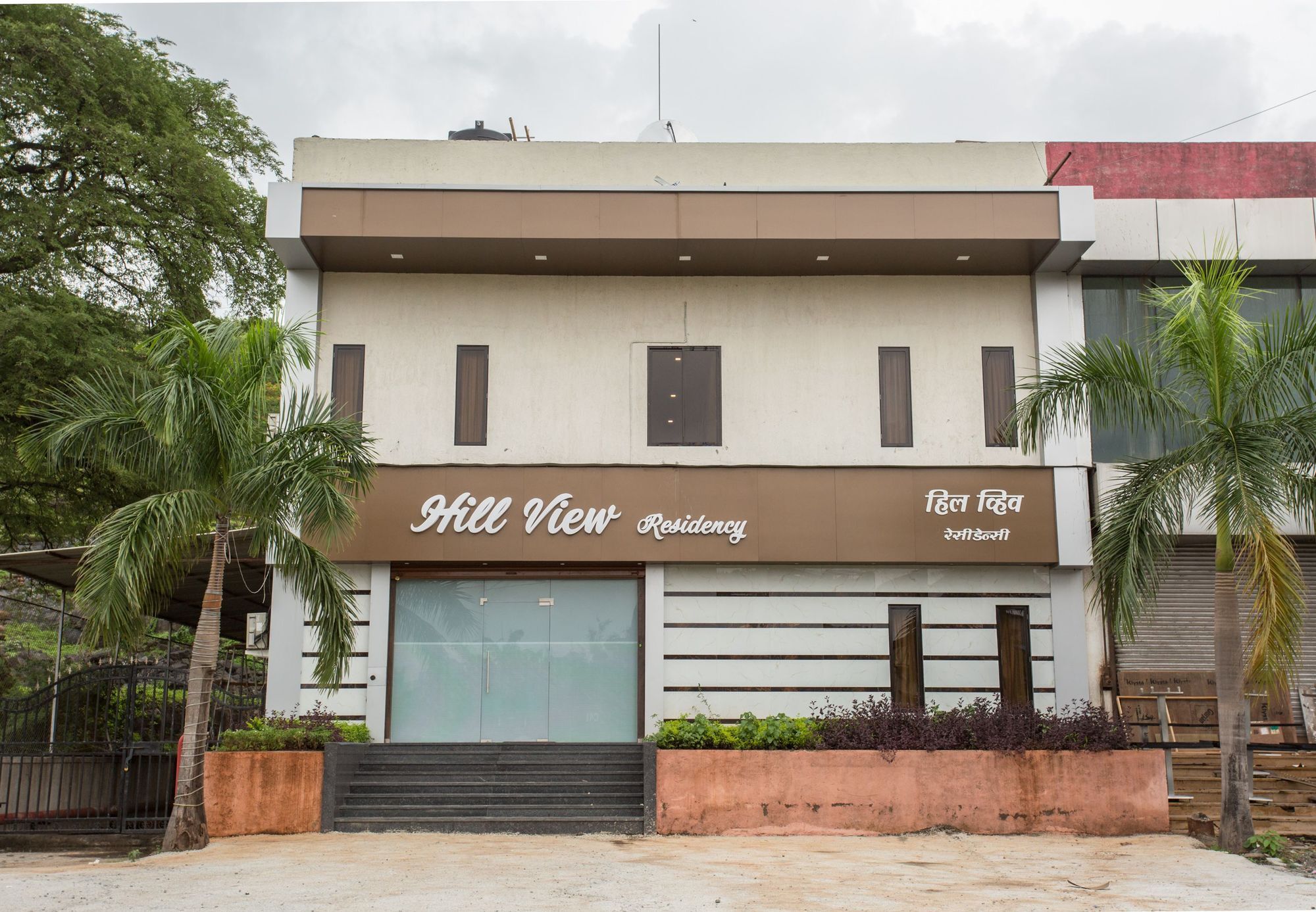Oyo 7156 Hill View Residency Hotel Нави Мумбай Екстериор снимка
